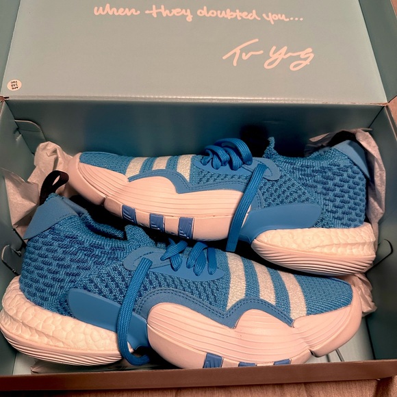 blue trae young 2 basketball shoes. Never been worn. - Picture 1 of 5
